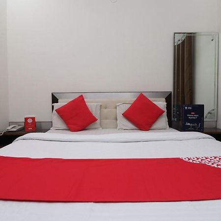 Oyo 24723 Hotel Atul Palace Agra  Exterior photo