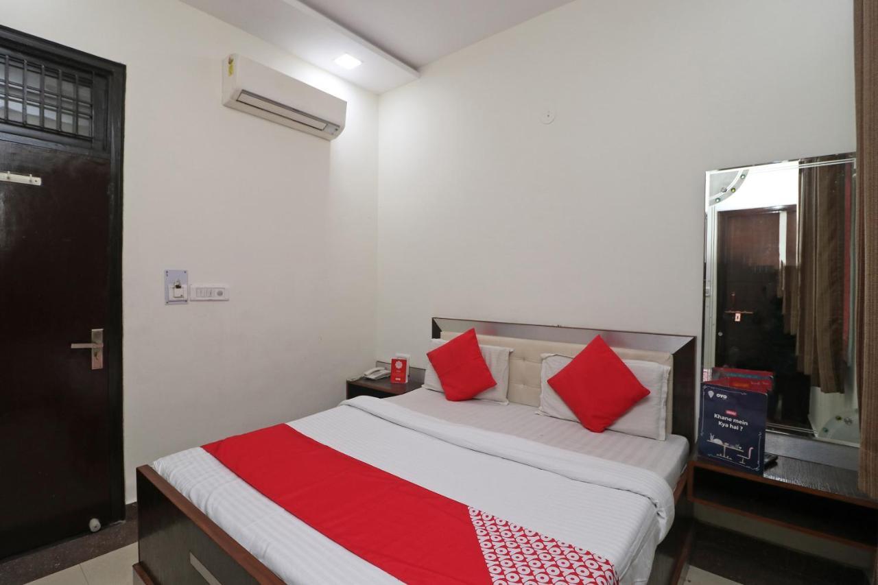 Oyo 24723 Hotel Atul Palace Agra  Exterior photo